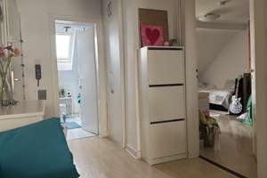 Helle 2-Zimmer-Dachgeschosswohnung – Die vollständige Adresse der Immobilie erhältst du vom Anbieter., 40211 Pempelfort, Düsseldorf – Vorschaubild 7