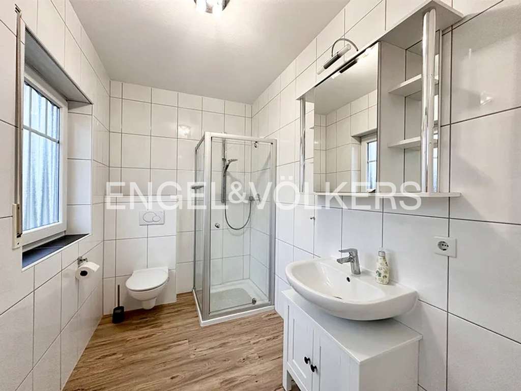 Immobilie in Großholbach - Hochwertiges Einfamilienhaus in gefragter Ortsrandlage - Bild 3