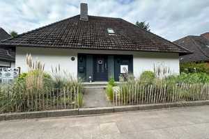 Modernisiertes Einfamilienhaus in Top-Lage von Heide-Ost – viel Platz & großer Garten