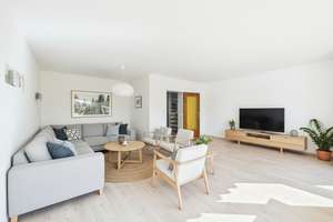 Sonnige Oase am Reihenende: Garten, Terrassen und Balkon inklusive – Die vollständige Adresse der Immobilie erhältst du vom Anbieter., 90455 Kornburg, Worzeldorf, Nürnberg – Vorschaubild 5