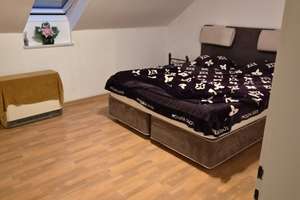 Schöne vermietete Dachgeschosswohnung in Essen-Dellwig zur Selbstnutzung oder Kapitalanlage – 45357 Dellwig, Essen – Vorschaubild 2
