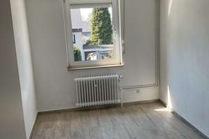 Einfamilienreihenhaus - Wohnen in einem schönen und urbanen Stadtteil in Leverkusen-Opladen – Franz-Esser-Str. 24, 51379 Opladen, Leverkusen – Vorschaubild 16