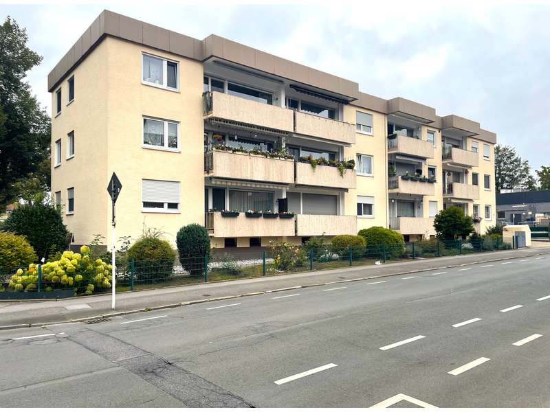 Gepflegte Eigentumswohnung mit 4 Zimmer am Hansemannpark