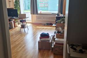 Schwabing, helle renovierte 58 m² Wohnung, 2 Balkone, provisionsfrei, Nähe Olympiapark/Luitpoldpark