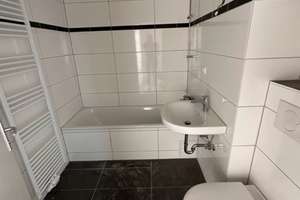 Gut geschnittene 2-Zimmer-Wohnung mit Balkon zu vermieten! – 60433 Frankfurter Berg, Frankfurt am Main – Vorschaubild 2