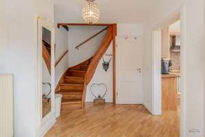 Familientraum in Köln-Urbach – Historischer Charme, moderner Anbau und eigener Pool – Die vollständige Adresse der Immobilie erhältst du vom Anbieter., 51145 Urbach, Köln – Vorschaubild 4