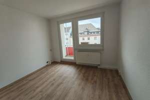 Helle 3-Zi. mit Balkon, Wanne & Laminat in ruhiger Lage!  – Würzburger Straße 36 C, 9130 Sonnenberg, Chemnitz – Vorschaubild 8
