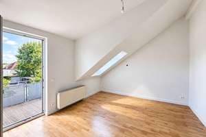 Ein Zuhause zum Ankommen – charmante 2-Zimmer-Dachgeschosswohnung mit Balkon! Bezugsfrei & renoviert – 13089 Heinersdorf, Berlin – Vorschaubild 5