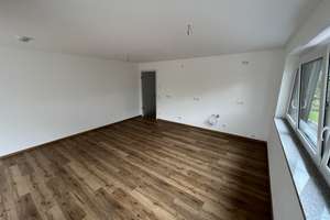 Exklusive 2-Zimmer-EG-Wohnung in Oberstdorf mit sonniger Terrasse und kompakten Gartenanteil – 87561 Oberstdorf – Vorschaubild 3