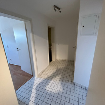 Winkhausen Freundliche 2,5-Zimmer-Dachgeschosswohnung 