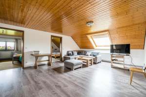 "Pferdehof" mit drei Wohneinheiten in Alleinlage - 52.000 qm Grünfläche direkt am Gebäude – Die vollständige Adresse der Immobilie erhältst du vom Anbieter., 79736 Rickenbach – Vorschaubild 10