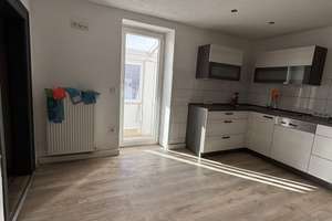 Wohnen mit Wohlfühlfaktor - Mietshaus frisch renoviert, mit Garten und Wintergarten  – Hochwaldstraße 82, 66954 Windsberg, Pirmasens – Vorschaubild 5