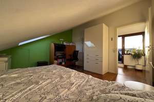 Charmante 3-Zi-DG-Wohnung: 72m² Wohnfl., 105m² Grundfl., Balkon, Keller, Parkplatz & große Terrasse. – Die vollständige Adresse der Immobilie erhältst du vom Anbieter., 70599 Plieningen (Ortsteil), Stuttgart – Vorschaubild 17
