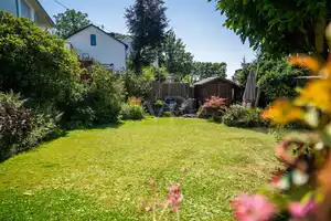 Saniertes Einfamilienhaus mit Panoramablick & Baugrundstück – Mayen-Koblenz (Kreis) – Vorschaubild 17
