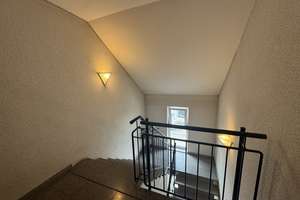 Perfekt für Eigennutzer oder als attraktive Kapitalanlage attraktive 3-Zimmer-Dachgeschosswohnung. – Die vollständige Adresse der Immobilie erhältst du vom Anbieter., 75015 Bretten – Vorschaubild 3