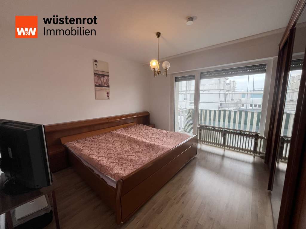 Immobilie in Dreieich - Möblierte Eigentumswohnung mit 2 Balkonen, Sauna und Stellplatz - Bild 4