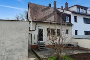CHARMANTES REIHENENDHAUS IN GRÜNER LAGE – Die vollständige Adresse der Immobilie erhältst du vom Anbieter., 90768 Dambach, Unterfürberg, Fürth – Vorschaubild 33