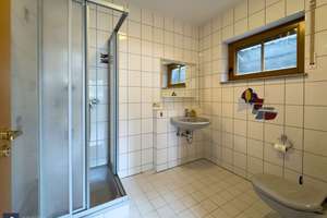 Ein Ort zum Großwerden und Ankommen: Großzügiges Landhaus, Gartenidylle und  Einliegerwohnung. – Die vollständige Adresse der Immobilie erhältst du vom Anbieter., 65558 Gückingen – Vorschaubild 47