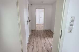 Schöne Dachgeschoßwohnung mit 2 Zimmern in Wuppertal Langerfeld – Schwelmer Straße 109, 42389 Langerfeld-Beyenburg, Wuppertal – Vorschaubild 4