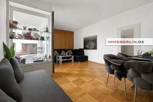 IMMOBERLIN.DE - Feine Ruhelage! Helle Wohnung mit Balkon beim Botanischen Garten Dahlem – Die vollständige Adresse der Immobilie erhältst du vom Anbieter., 12163 Steglitz, Berlin – Vorschaubild 2