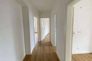Schöne 2-Zimmer-Wohnung in zentraler Lage in Schalke/Bismarck! – Bismarckstr. 74, 45881 Schalke, Gelsenkirchen – Vorschaubild 4