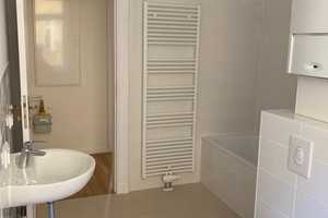Schöne, geräumige ein Zimmer Wohnung in Berlin, Charlottenburg – Berlin – Vorschaubild 9