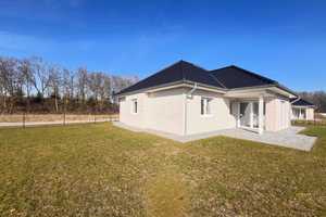 Provisionsfrei für Käufer: Exklusiver KFW 40-Walmdachbungalow am See - Traumhaft – Emsland (Kreis) – Vorschaubild 5
