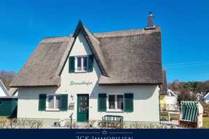 Traumhaus in Breege am Breeger Bodden mit Reetdach, Sauna, Kamin, Lieblingsplatz und Wasserblick! – Deichallee 2, 18556 Rügen (Kreis) – Vorschaubild 3