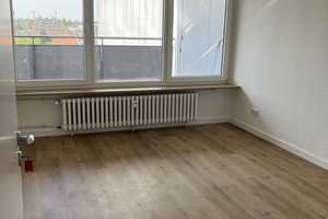2-Zimmer-Wohnung mit Loggia und Weitblick in Leverkusen-Wiesdorf – Friedrich-ebert-str 27b, 51373 Leverkusen – Vorschaubild 2