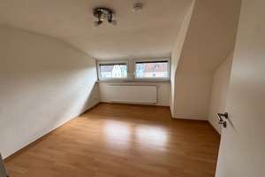 Großzügiges Wohnhaus für 3 Familien in BEST - LAGE von Weiden OST – Die vollständige Adresse der Immobilie erhältst du vom Anbieter., 92637 Weiden-Ost II, Weiden in der Oberpfalz – Vorschaubild 5