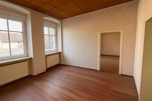 Landleben mitten in der Stadt - historisches Bauernhaus mit großem Hof & Nebengelass in Arneburg – Breite Straße 41, 39596 Arneburg – Vorschaubild 12