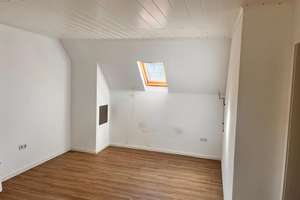 Einfamilienhaus mit 5 Zimmern und Garage in Hennef (Sieg) mit Möglichkeit zur weiteren Bebauung – Stoßdorfer Straße 36, 53773 Hennef (Sieg) – Vorschaubild 14
