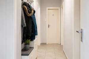 Attraktives Wohnen in Köln Höhenhaus: Modernisiertes 3-Parteienhaus. 188 qm, 8,5 Z. Traumgarten. – Die vollständige Adresse der Immobilie erhältst du vom Anbieter., 51061 Höhenhaus, Köln – Vorschaubild 13