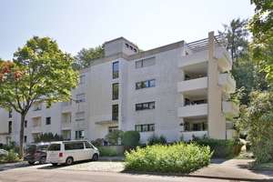 Solide Kapitalanlage im Grünen – vermietete 2-Zimmer-Wohnung mit Garage