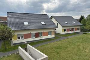 schöne Doppelhaushälfte in Bielefeld AdL (27) mit Wohnberechtigungsschein (ID-1753) – Die vollständige Adresse der Immobilie erhältst du vom Anbieter., 33609 Mitte, Bielefeld – Vorschaubild 1