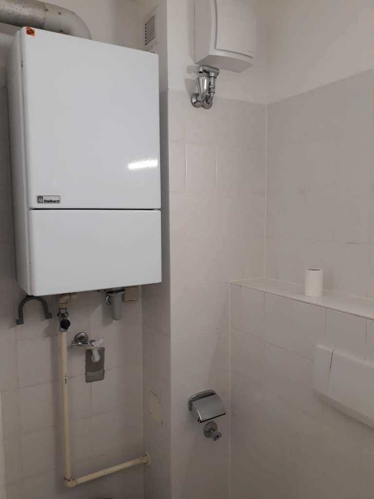 Immobilie in Bad Frankenhausen/Kyffhäuser - Helle 4-Zimmer-Etagenwohnung mit Balkon und PKW-Stellplatz - Bild 4