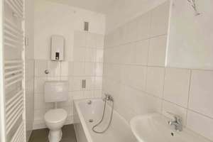 Großzügig geschnittene 2-Zi.-Wohnung mit Balkon in Leverkusen - Steinbüchel – Käthe-Kollwitz-Str. 26, 51377 Steinbüchel, Leverkusen – Vorschaubild 5
