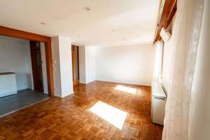 Elegante 4-Zimmer-Dachgeschosswohnung mit Charme – Lichtdurchflutet in Esslingen – Die vollständige Adresse der Immobilie erhältst du vom Anbieter., 73728 Innenstadt, Esslingen am Neckar – Vorschaubild 20