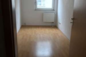 Bestlage Maxfeld: 3-Zimmer-Wohnung mit Balkon und Einbauküche nahe Stadtpark – Schonhoverstraße 18, 90409 Pirckheimerstraße, Nürnberg – Vorschaubild 3