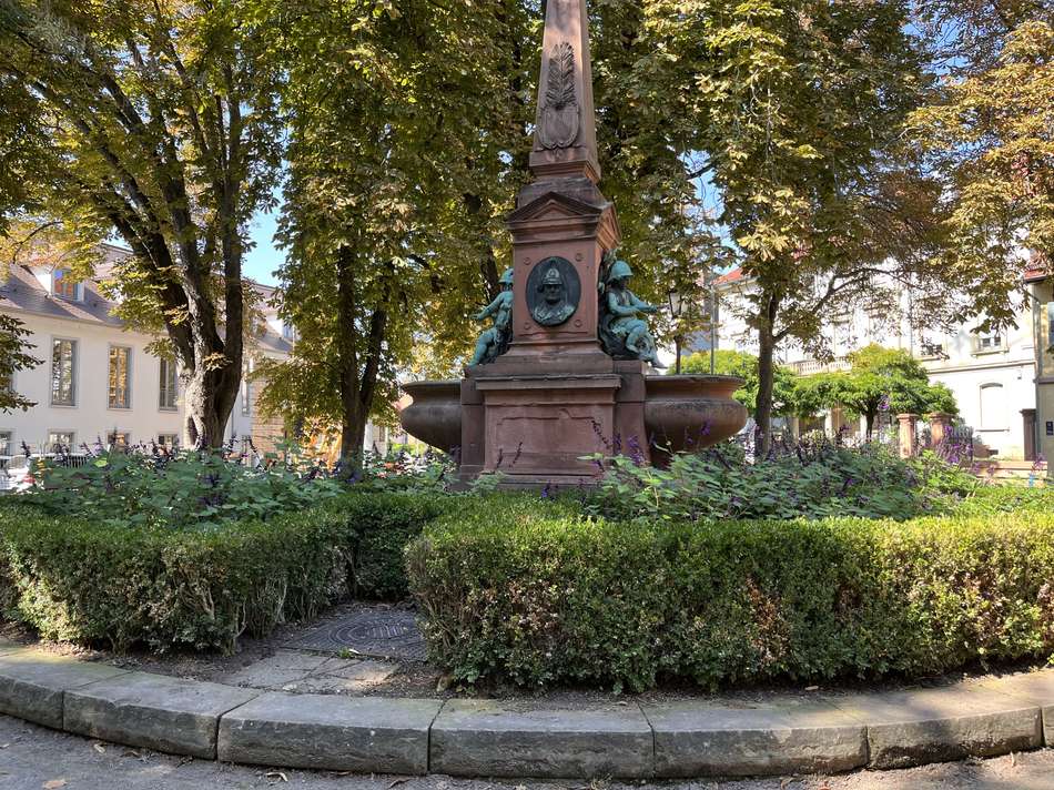 Brunnen_Hengstplatz