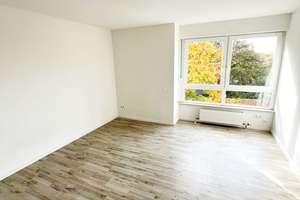 Schöne möblierte 1 Zimmer Wohnung, 23qm mit einer Pantryküche, im Zentrum von Ludwigshafen zu vermie – Wredestraße 46, 67059 Mitte, Ludwigshafen am Rhein – Vorschaubild 3