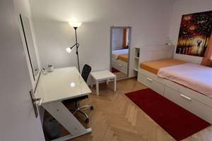 Lichtdurchflutete 3-Zimmer Wohnung  mit Einbauküche und Balkon ab Sofort verfügbar! – Amerstorfferstraße 8, 81549 Südgiesing, München – Vorschaubild 12