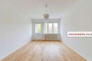 IMMOBERLIN.DE - Ersteinzug nach Sanierung: Stilvolle Altbauwohnung mit Südwestloggia – Die vollständige Adresse der Immobilie erhältst du vom Anbieter., 12169 Steglitz, Berlin – Vorschaubild 2