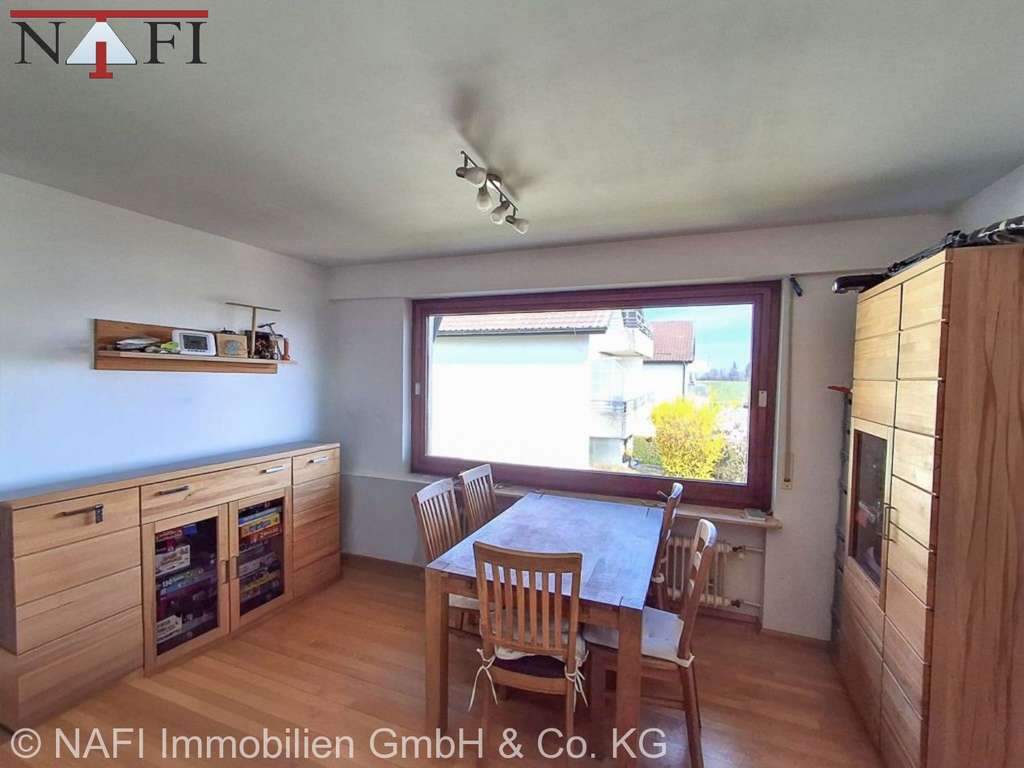 Immobilie in Schorndorf - *Lichtdurchflutete 4,5-Zimmer-Etagenwohnung mit Weitblick* - Bild 2