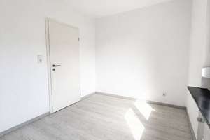 Sofort bezugsfertig: Sanierte 3-Zimmer-Wohnung im Erdgeschoss – Die vollständige Adresse der Immobilie erhältst du vom Anbieter., 42115 Elberfeld West, Wuppertal – Vorschaubild 6