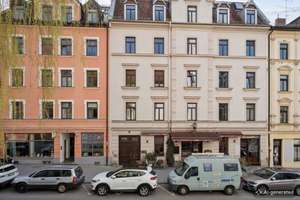 Stilvolle Altbauwohnung mit modernem Komfort in begehrter Lage von München