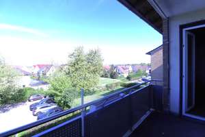 Sonnige 3 Zimmer ruhig gelegen in Fallersleben + + Balkon + + Stellplatz + + Kellerraum – Glockenbergweg 10, 38442 Fallersleben, Wolfsburg – Vorschaubild 3
