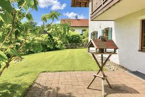 Sonnendurchflutete Erdgeschosswohnung mit großem Garten in Bestlage von Bergen – Die vollständige Adresse der Immobilie erhältst du vom Anbieter., 83346 Bergen – Vorschaubild 5
