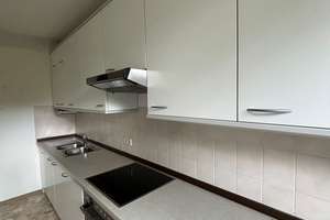 Großzügige 2-Zimmerwohnung im Erdgeschoss für 2 Personen ab 65 Jahren mit WBS! – Hogenlietgrund 4b, 22417 Langenhorn, Hamburg – Vorschaubild 3