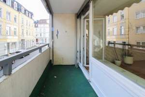 Charmante 2-Zimmer-Wohnung mit Loggia in Citylage – Die vollständige Adresse der Immobilie erhältst du vom Anbieter., 42275 Barmen, Wuppertal – Vorschaubild 3